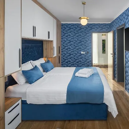 Holiday home 4 Bedroom Beautiful In